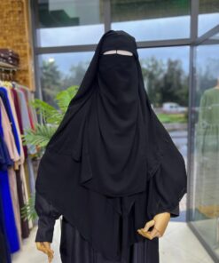 Alternative view of Niqab médical triangulaire – نقاب مثلث طبي بسواد فاحم