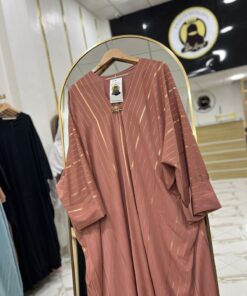 Alternative view of طقم فخر | Ensemble Fakhr 2 Pièces avec Broche – Élégance & Luxe